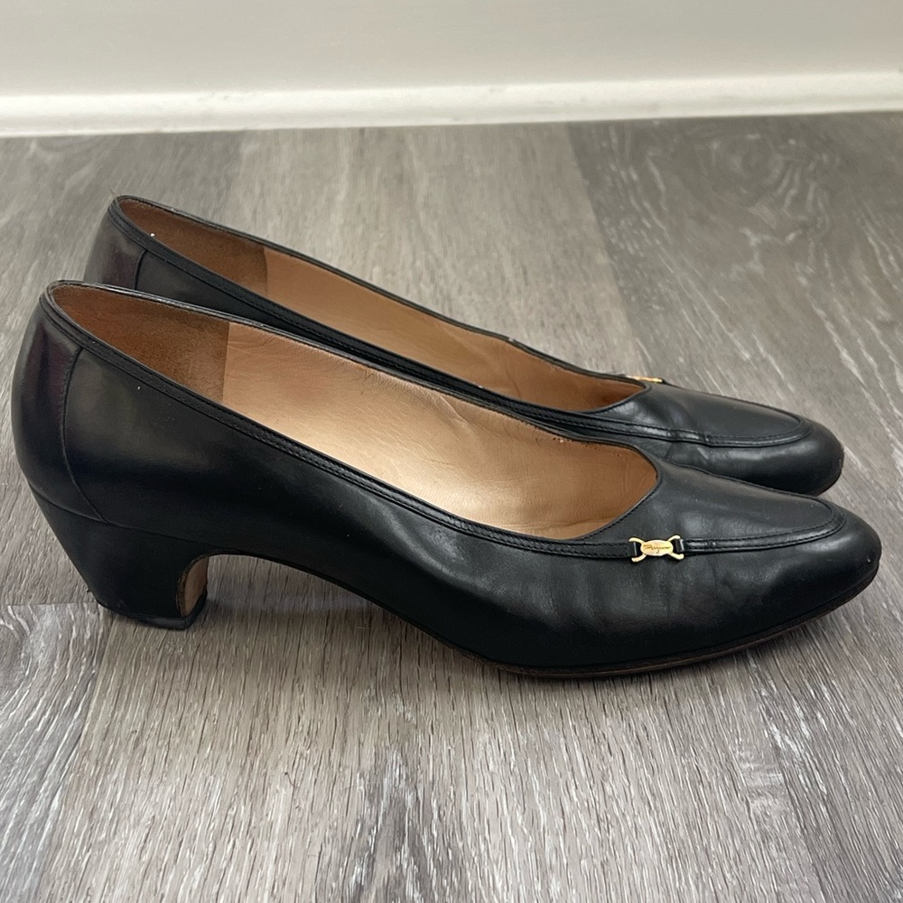Salvatore Ferragamo Black Leather Heels Size 7